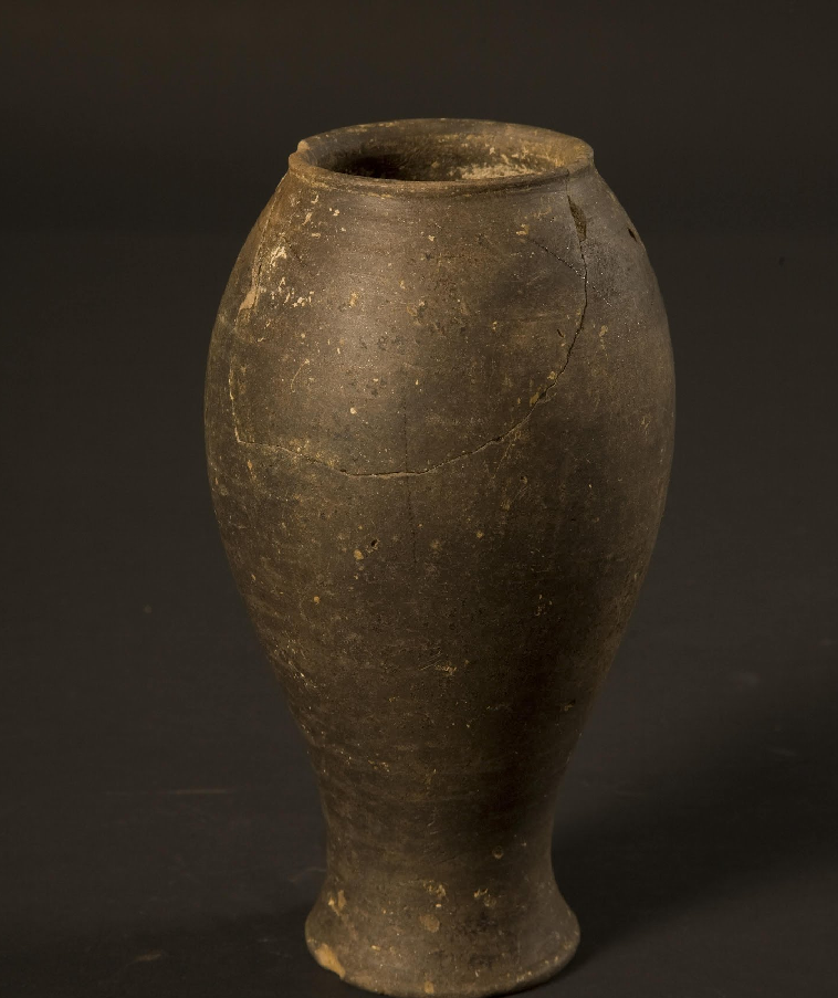 Collections archéologiques - Vase balustre